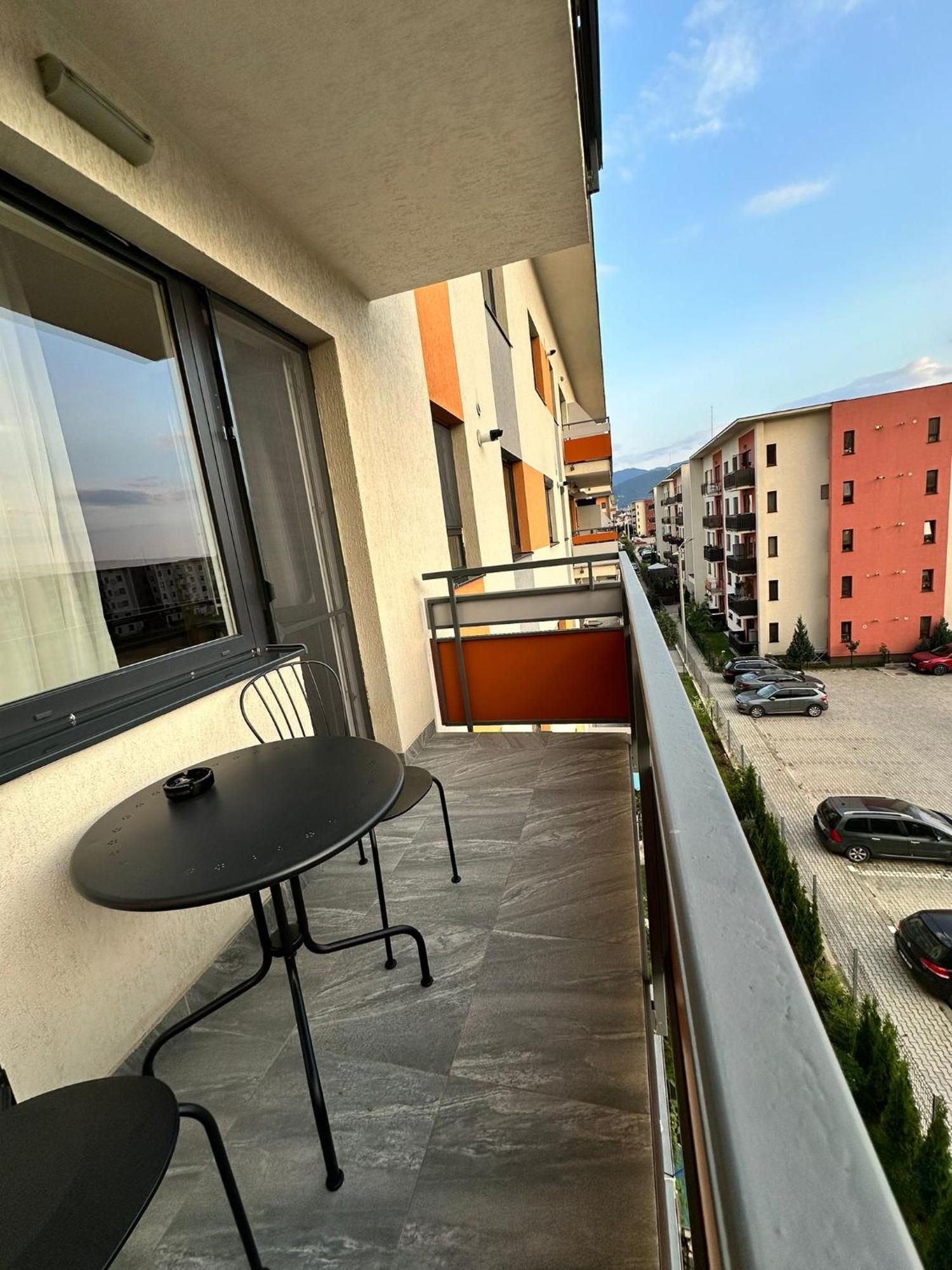The 30Th Apartment Brasov Luaran gambar